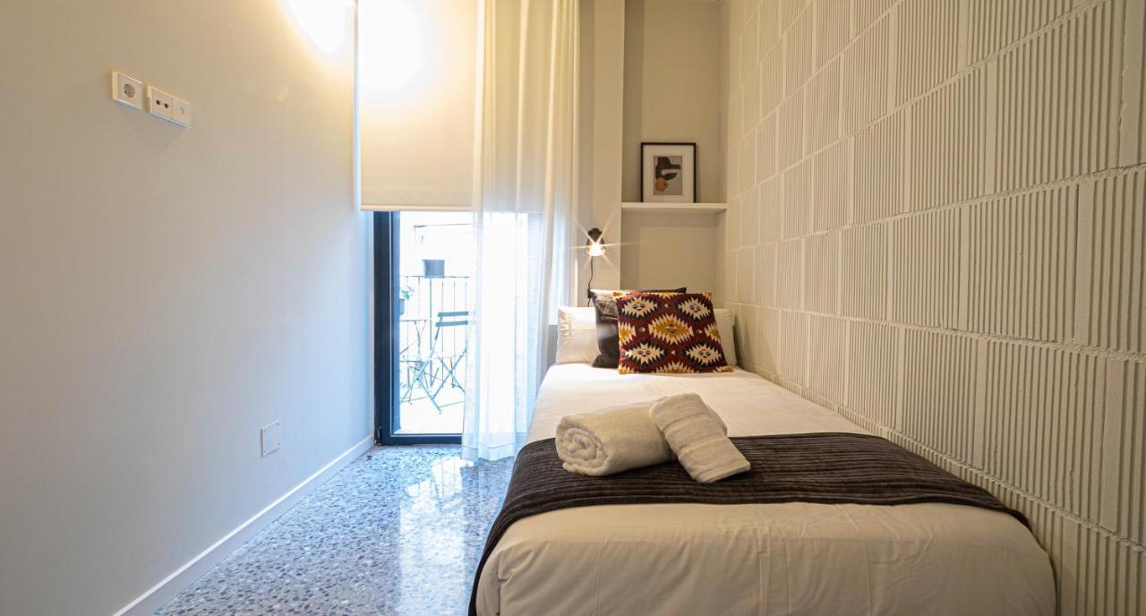 Barcelona Touch Apartments - Rosich Оспиталет де Лобрегат Екстериор снимка
